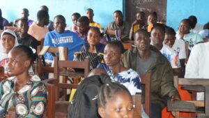 LIPO outreach activity with community participants